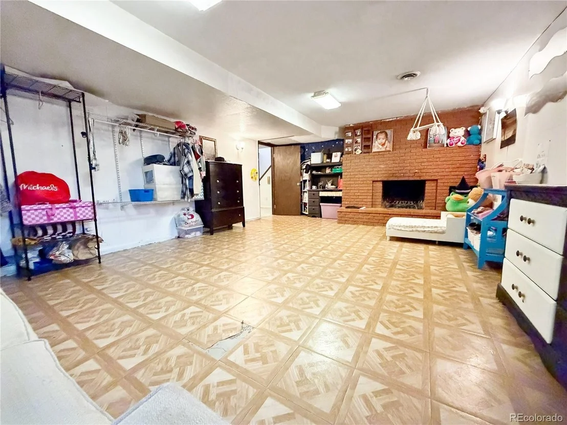 Photo of 662 Ash Ave