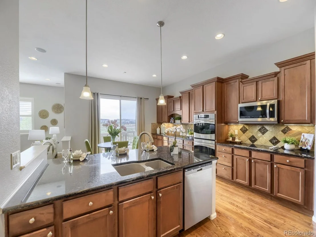 Photo of 15625 Carob Cir