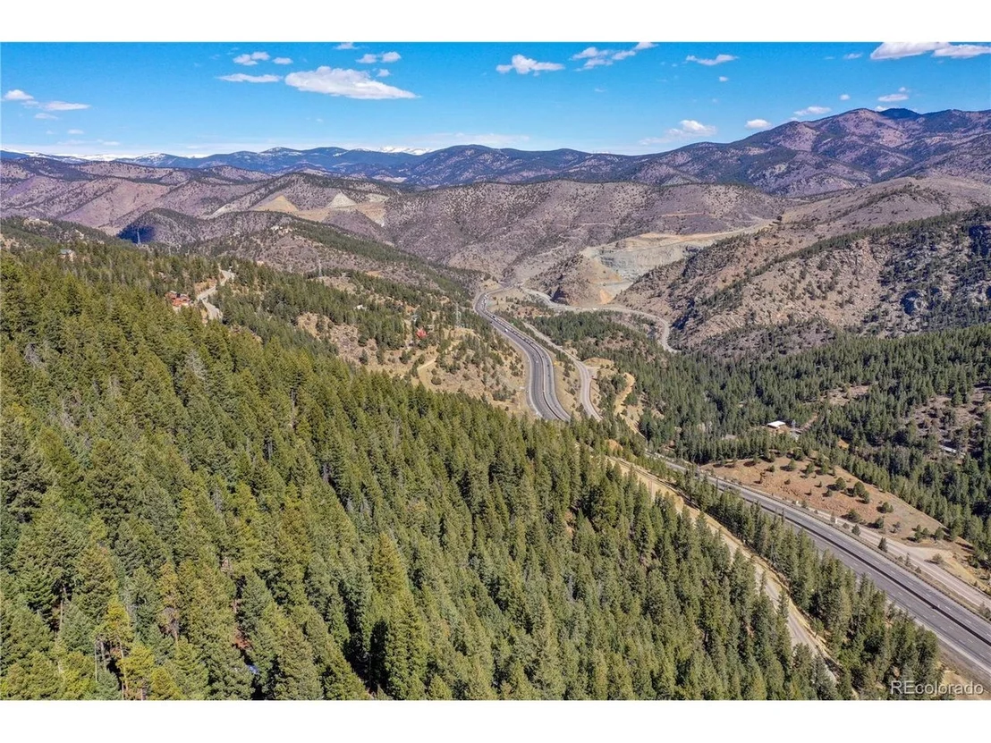 Photo of 0 Saddleback