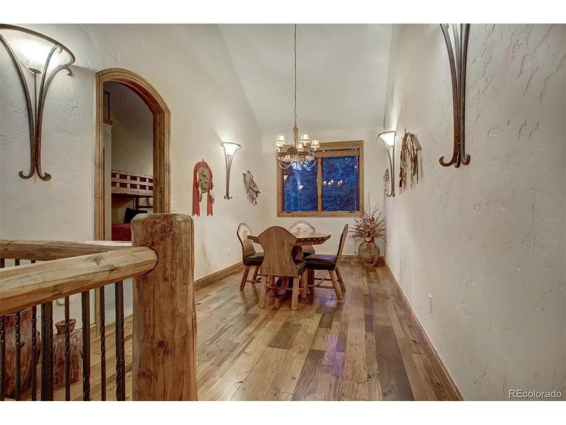 Photo of 140 Goldenrod Cir