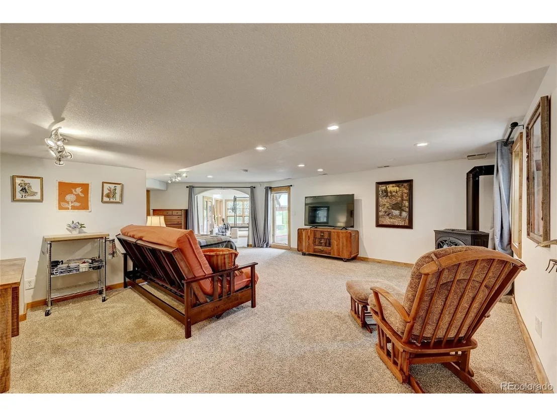 Photo of 6331 Bluebell Ln