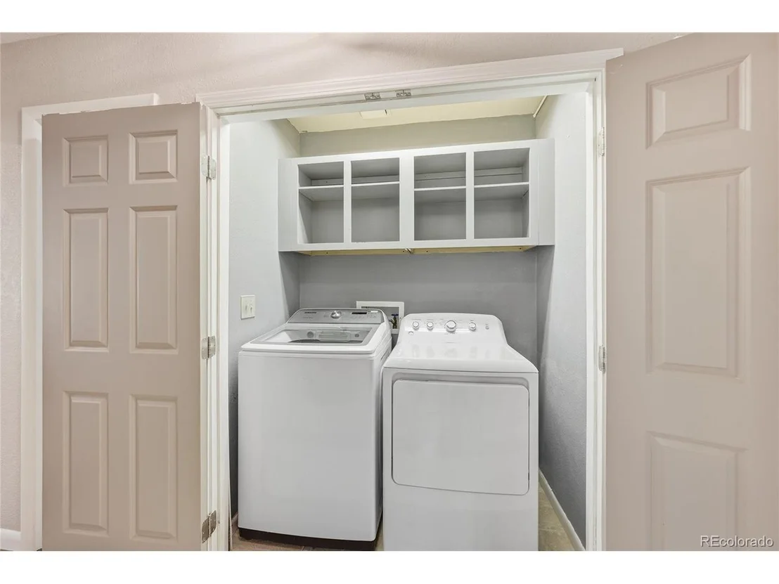 Photo of 6930 Hillpoint Pl