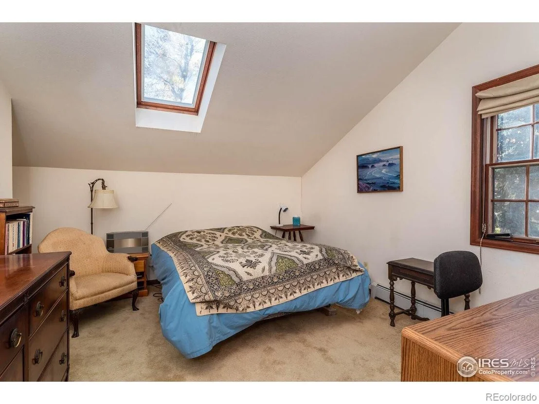 Photo of 769 University Ave