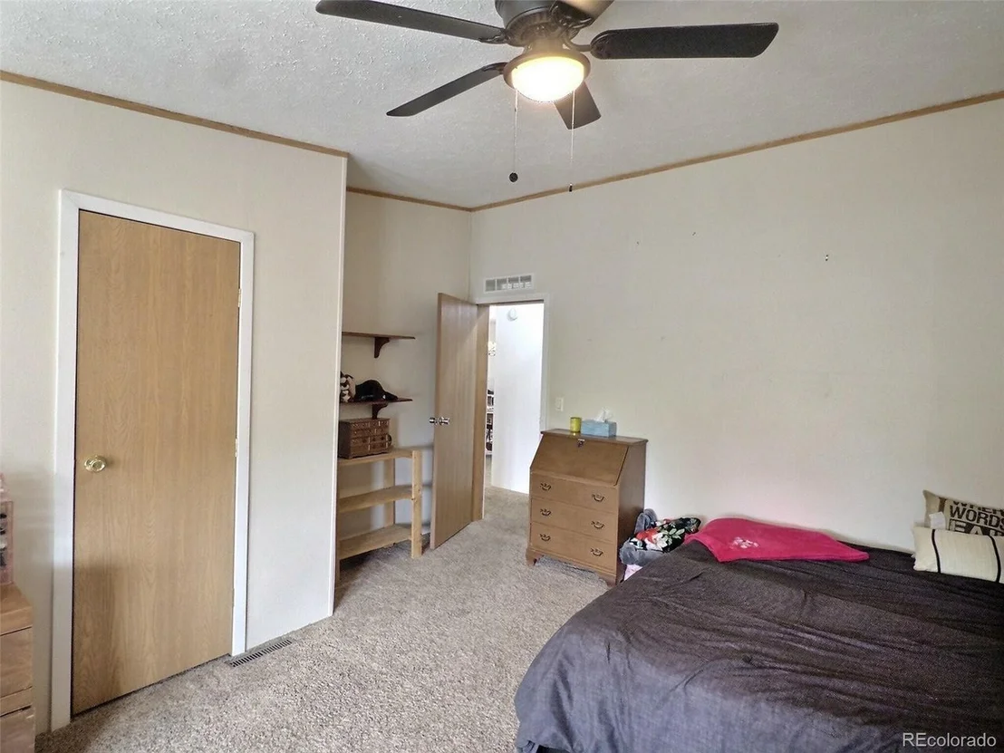 Photo of 6480 Crebs Dr