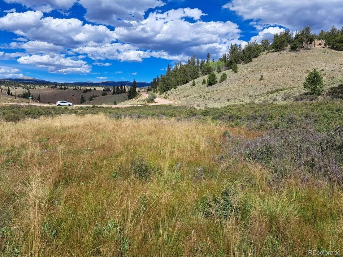 Photo of 736 Stagestop Rd