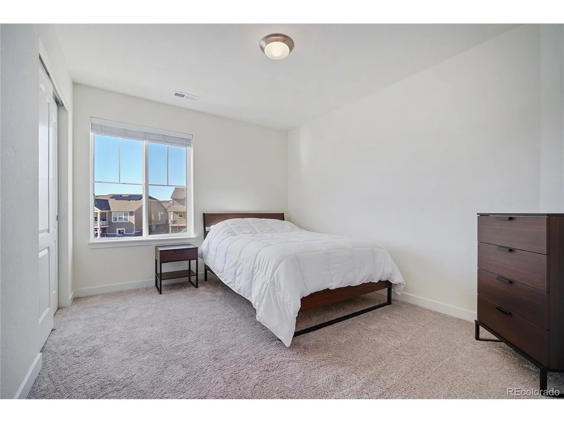 Photo of 16220 Lanceleaf Pt