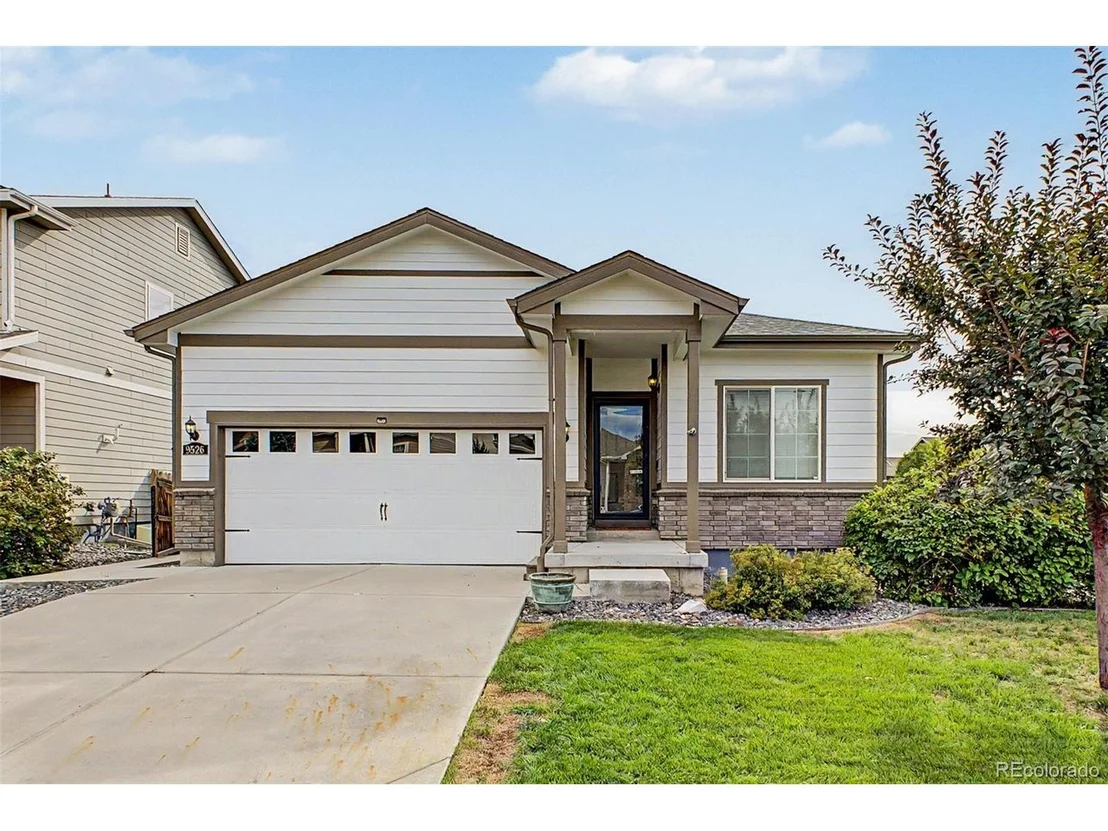 Photo of 9526 Dexter Ln
