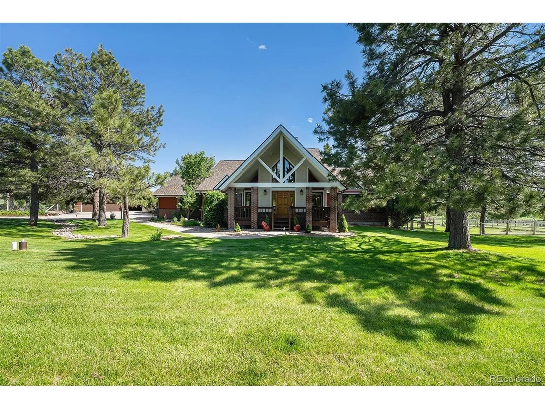Photo of 497 Grey Squirrel Way