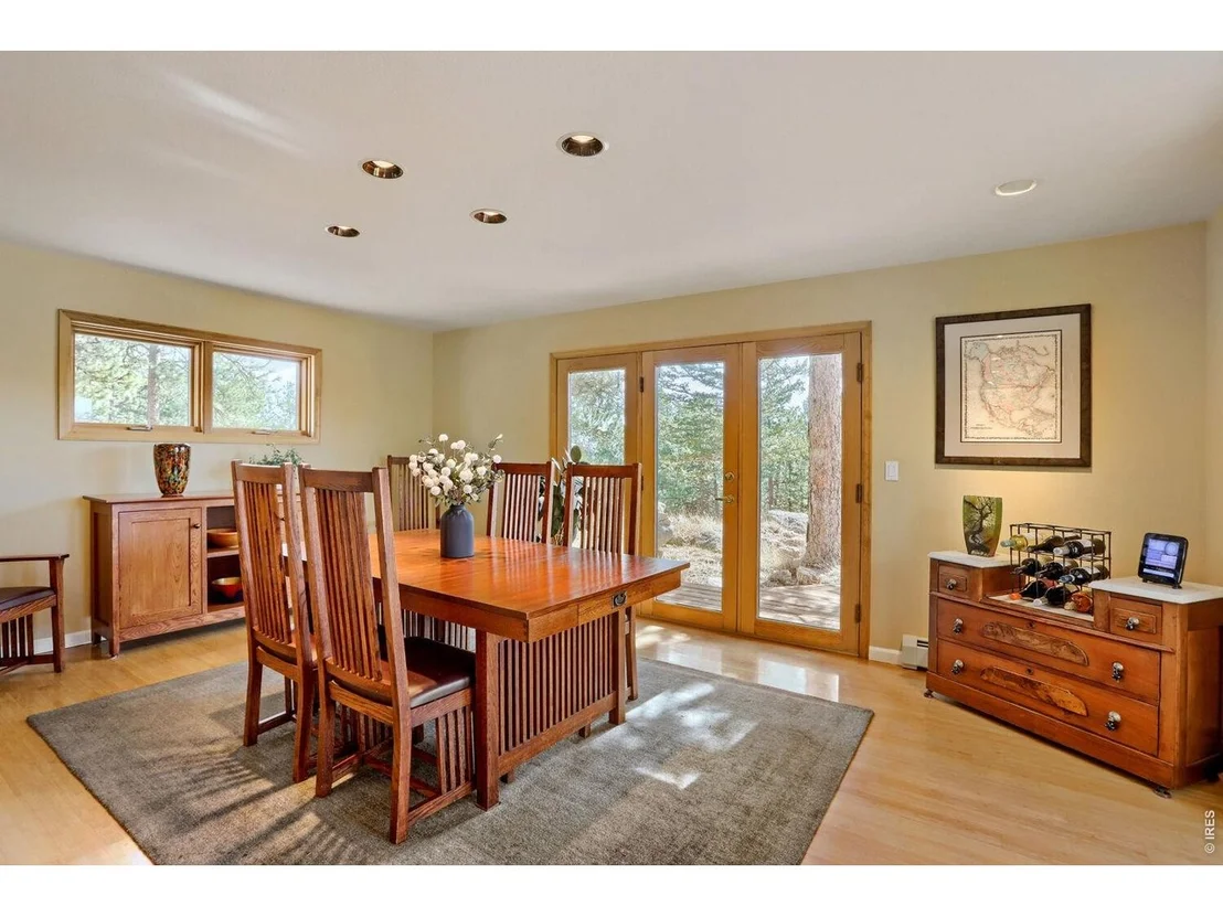 Photo of 6010 Flagstaff Rd