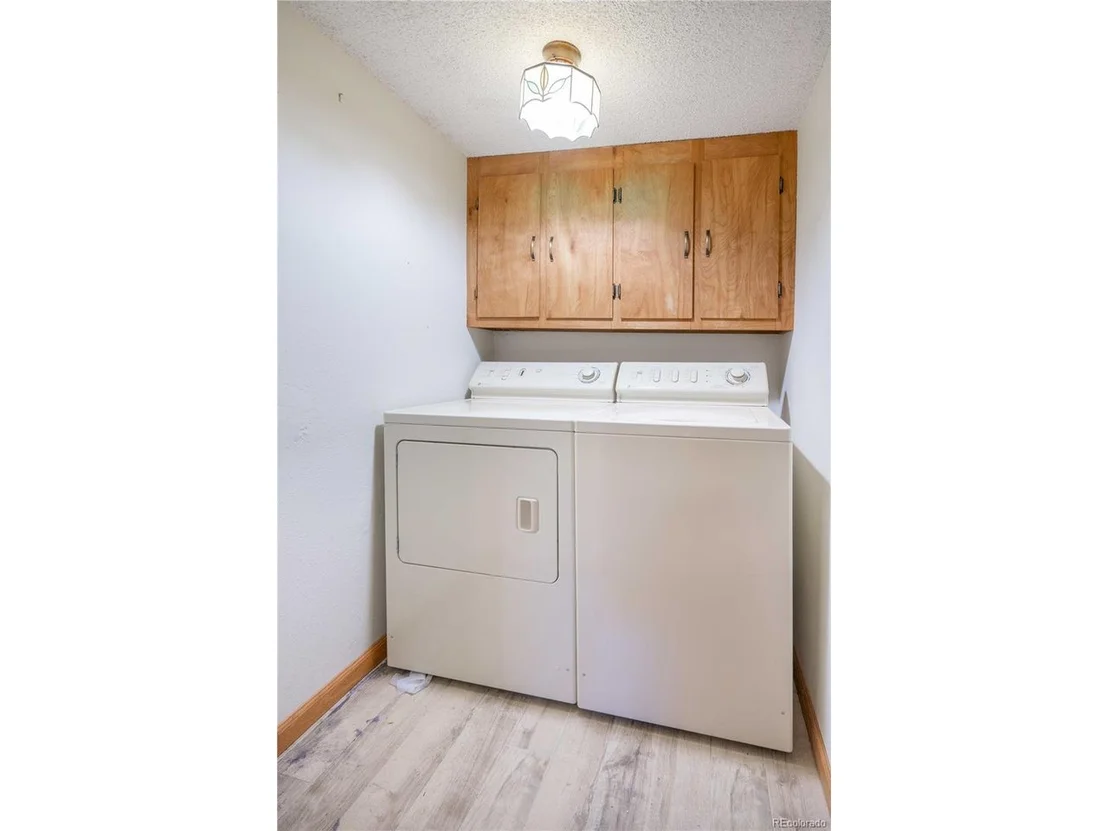 Photo of 9511 Sierra Dr