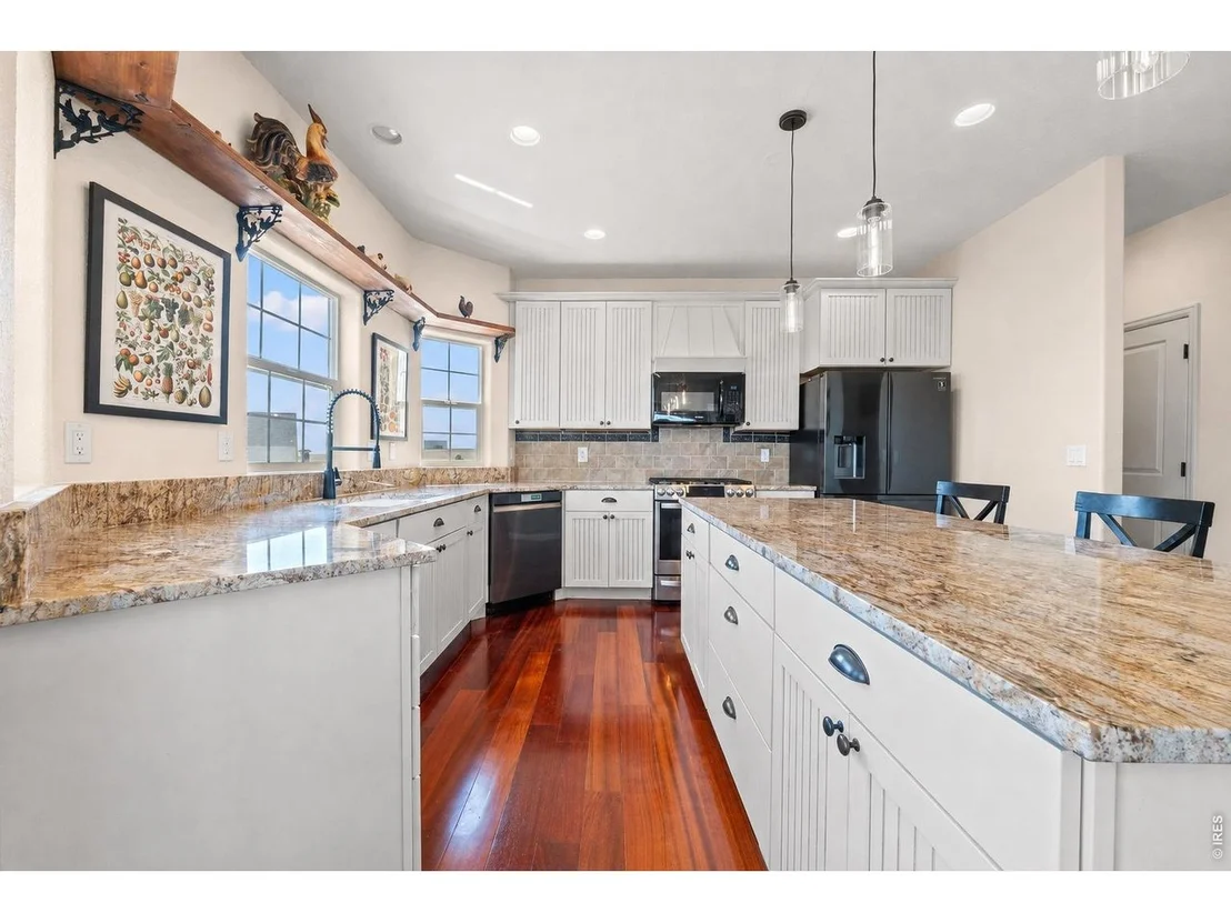 Photo of 15915 County Road W