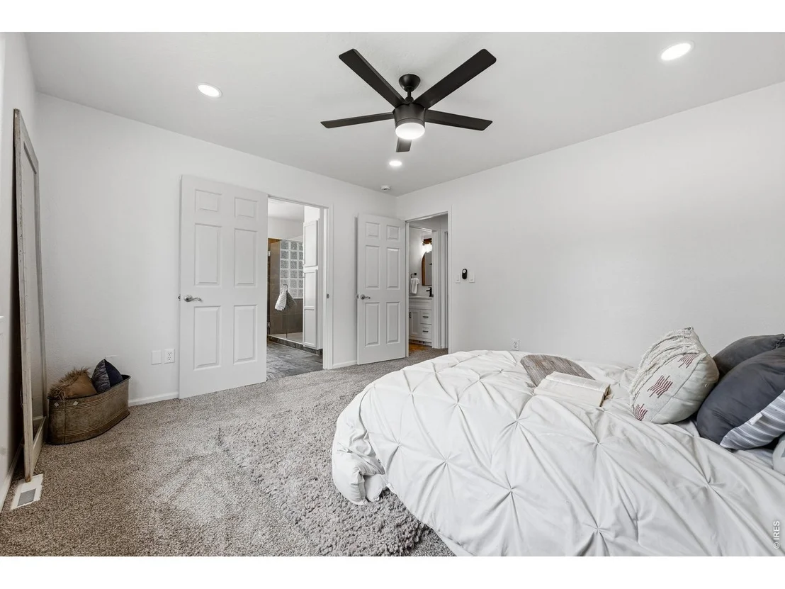 Photo of 2525 50th Ave