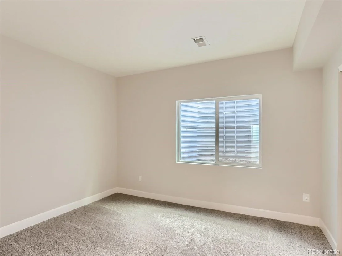 Photo of 12943 Crane River Dr