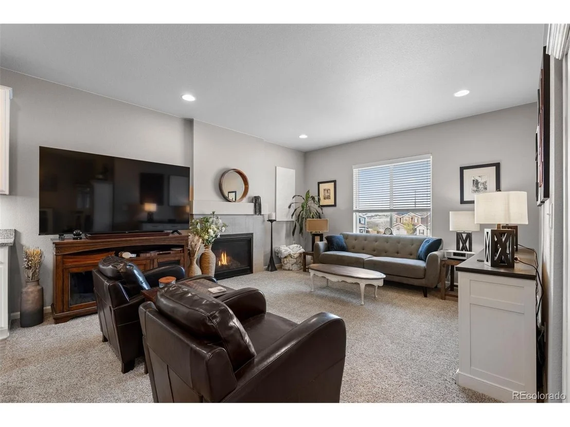 Photo of 930 Mcmurdo Cir