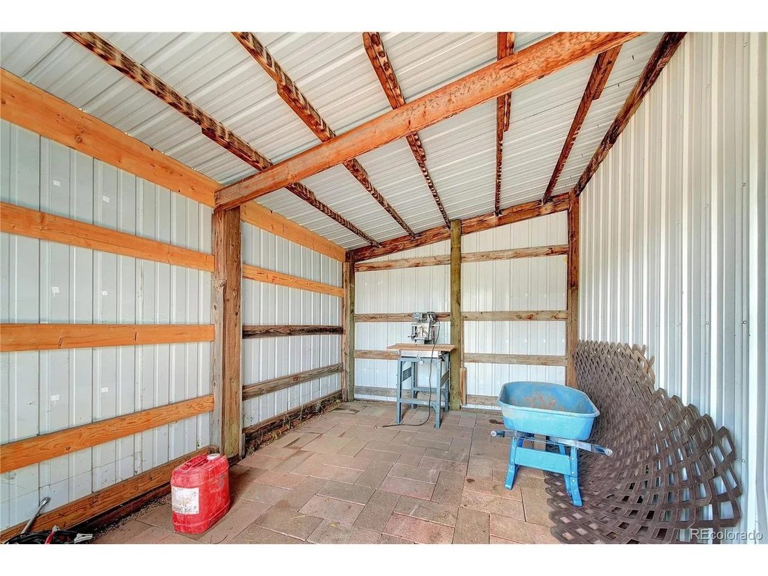Photo of 445 S County Road 137