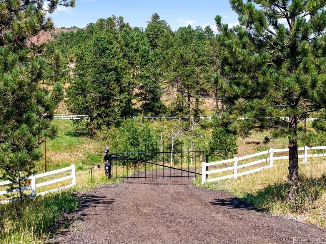 Photo of 494 Thunder Rd
