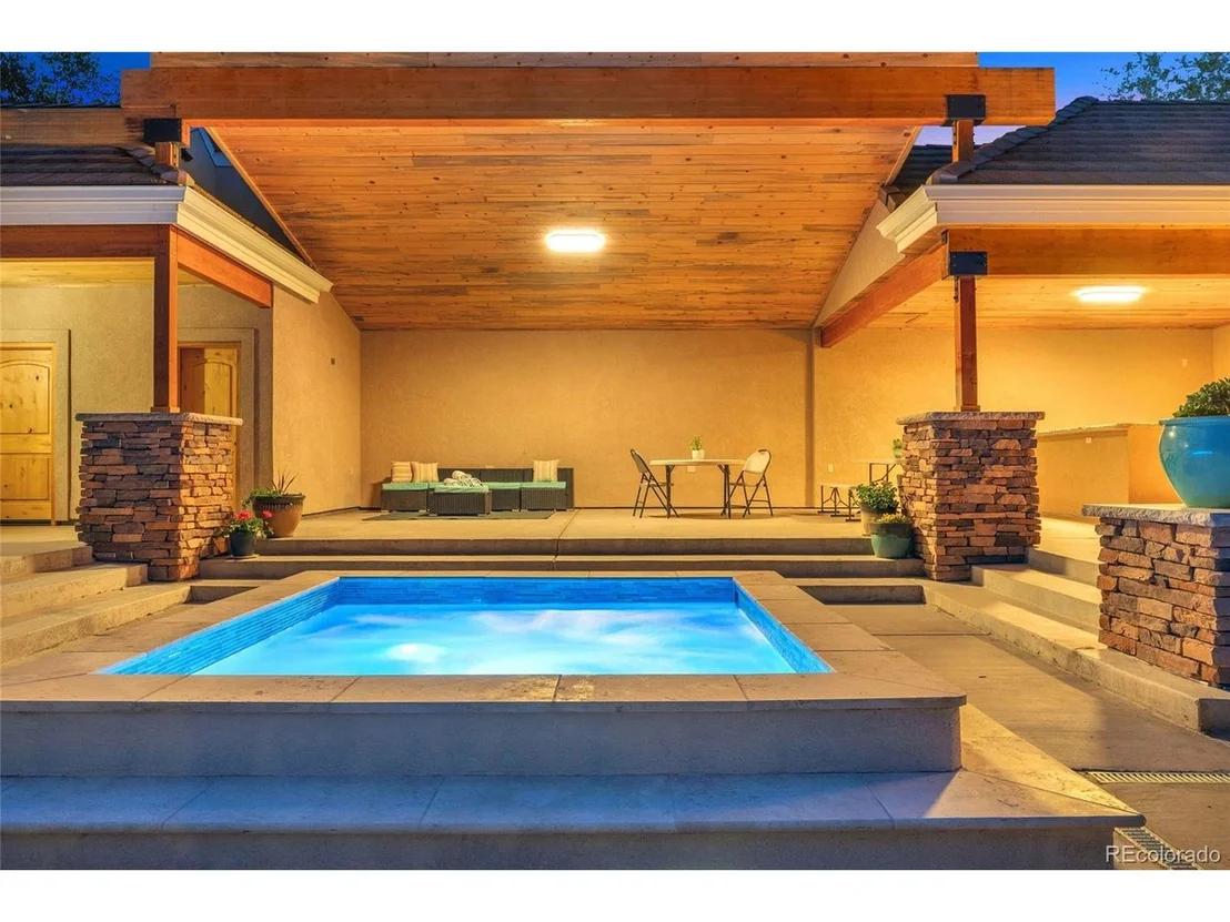 Photo of 42 Sunset Dr