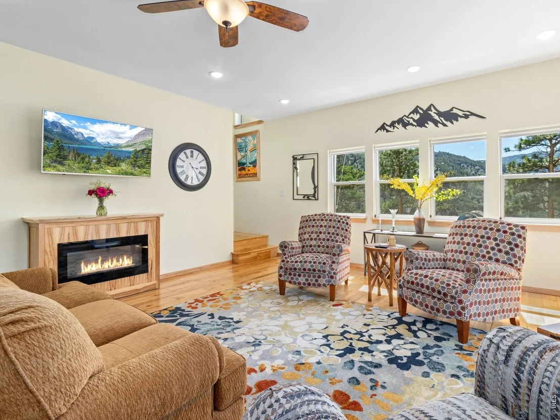 Photo of 456 Storm Mountain Dr