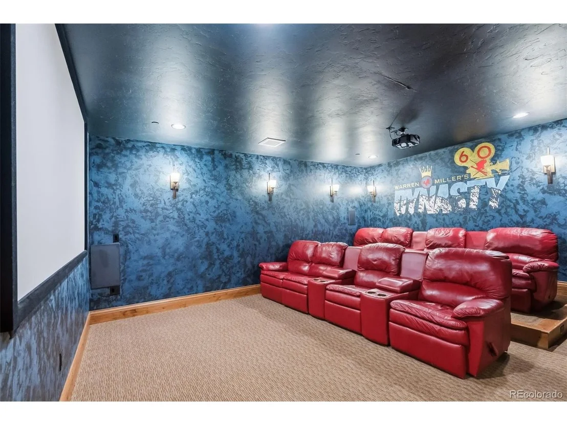 Photo of 560 Beeler Pl