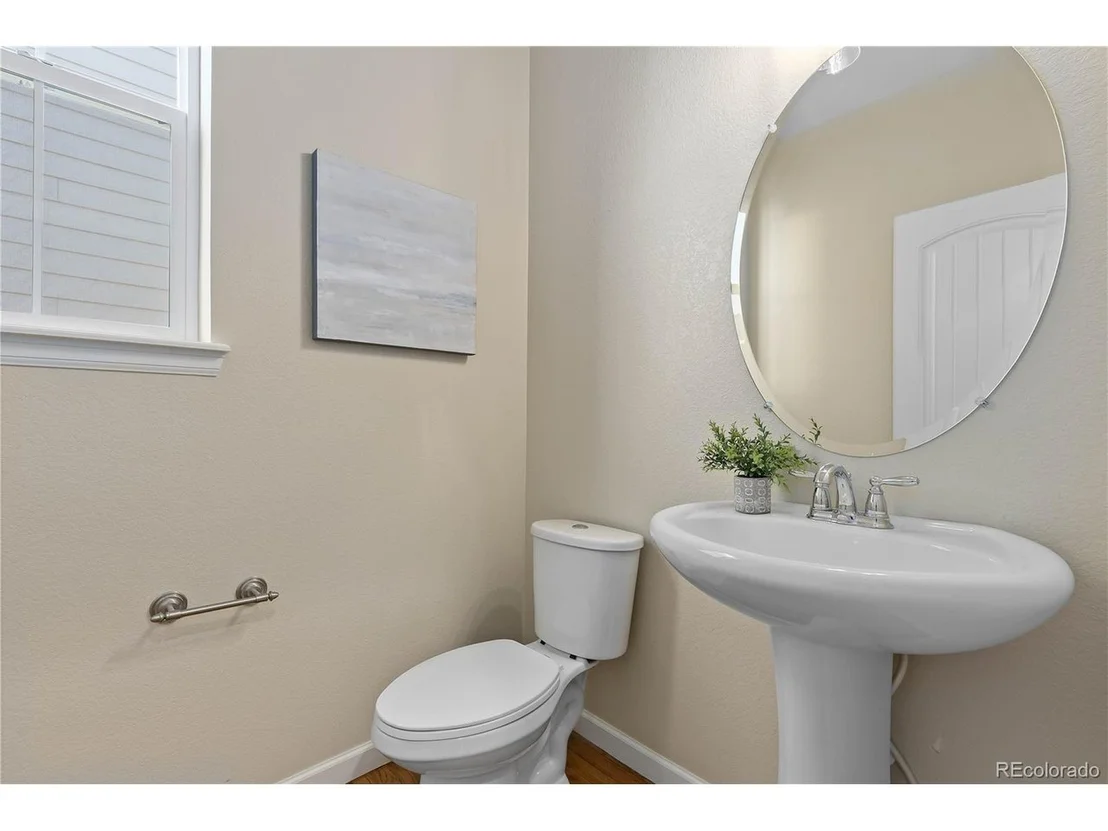 Photo of 381 Rainbow Ln