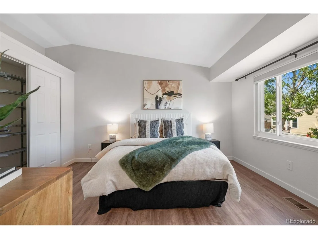 Photo of 5933 W 75th Ave