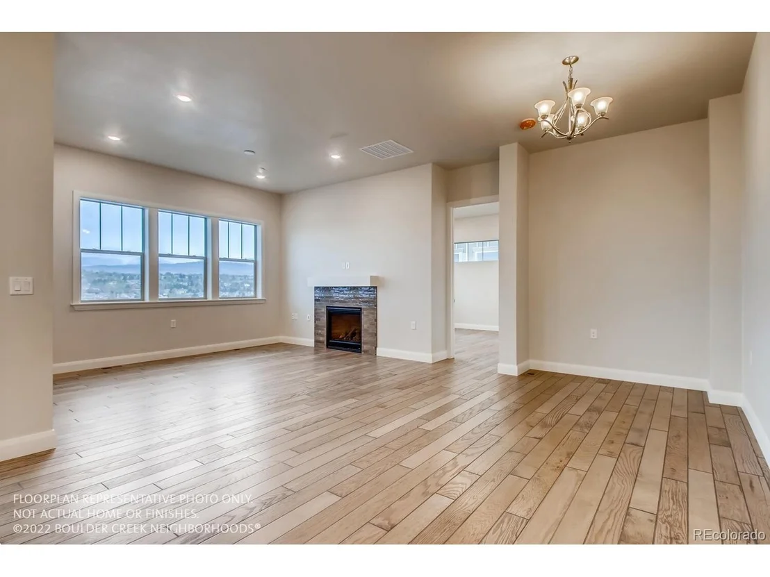 Photo of 886 Quarry Cir