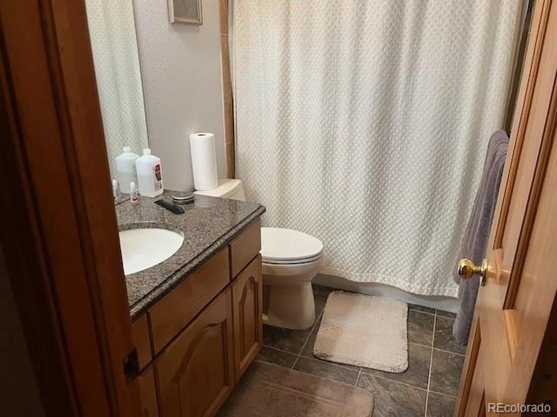 Photo of 587 Brookside Dr