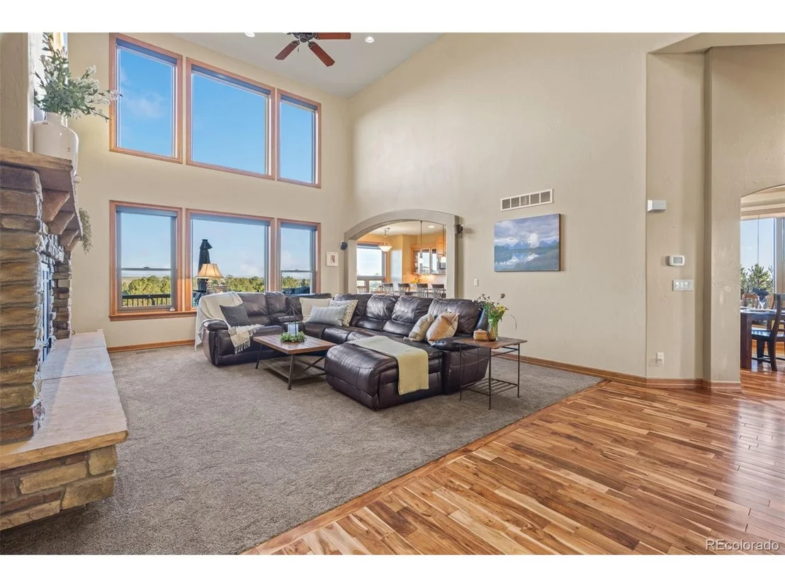 Photo of 47375 Conifer Cir