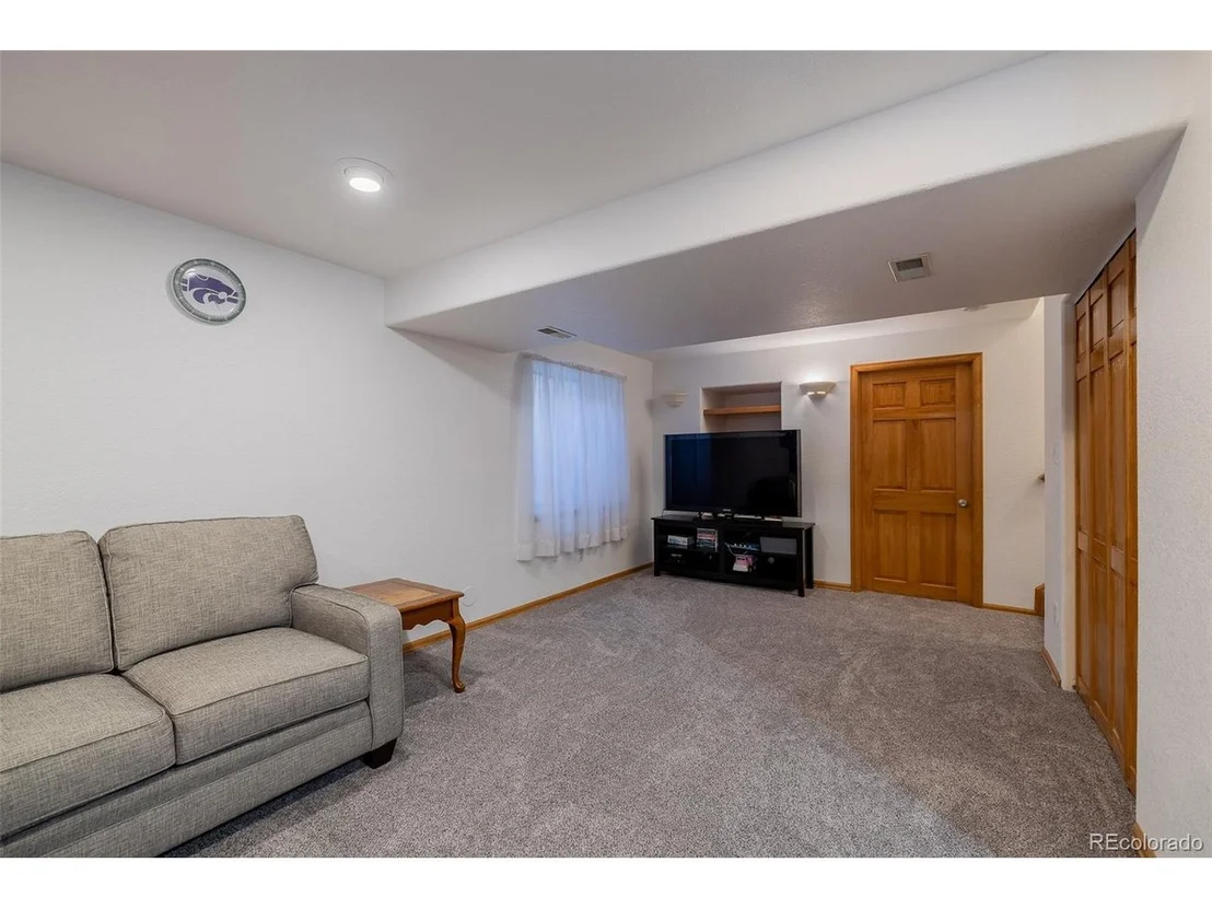 Photo of 4043 E 133rd Cir