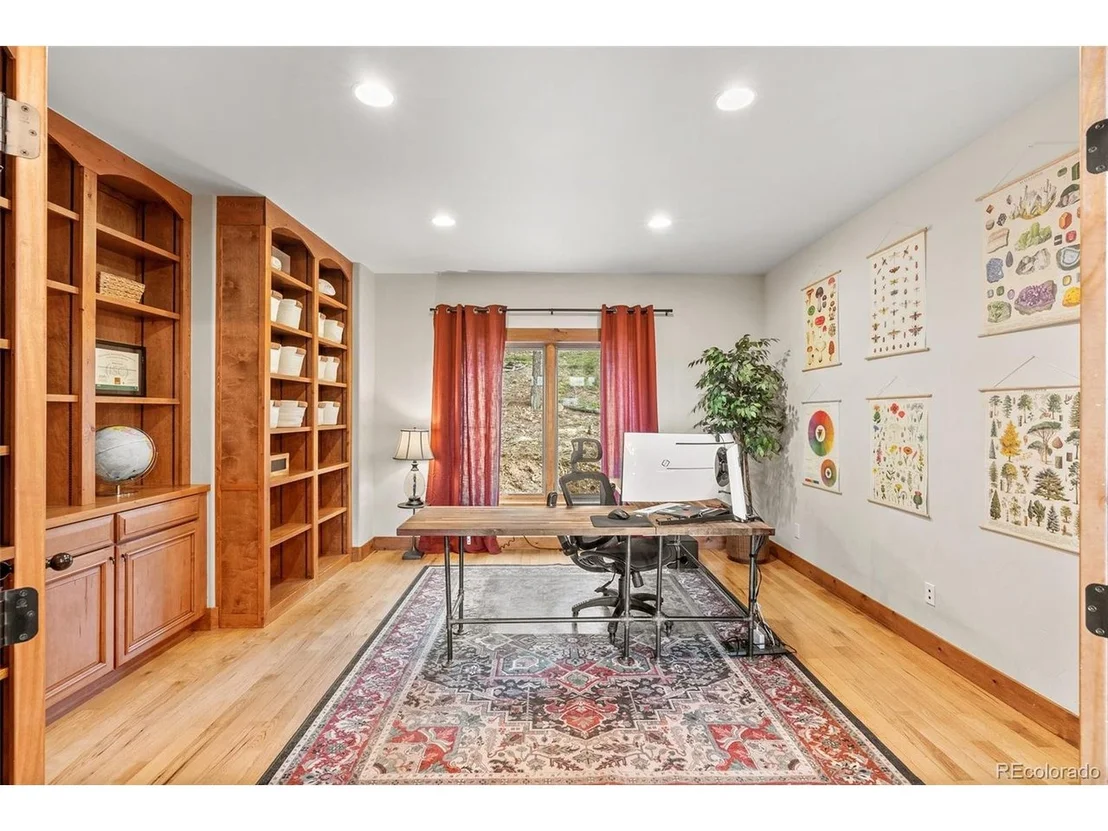 Photo of 11272 Belle Meade Dr