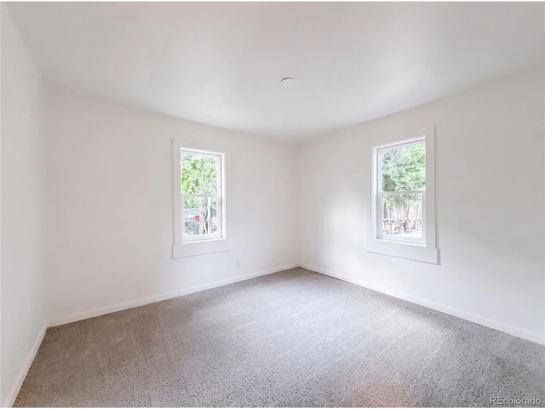 Photo of 1618 7th Ave