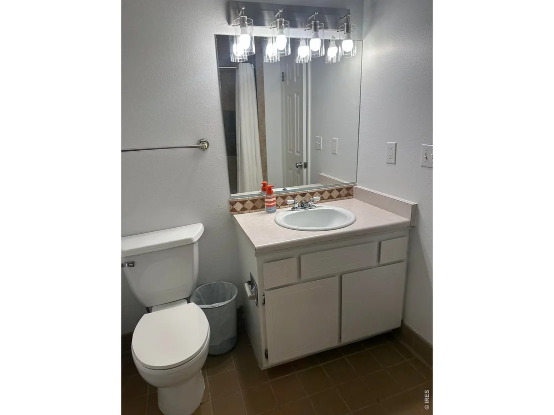 Photo of 621 39th Ave