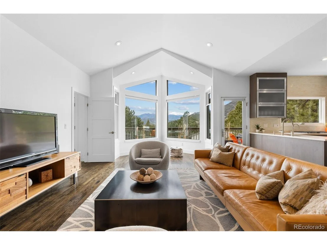 Photo of 58 Stagecoach Blvd