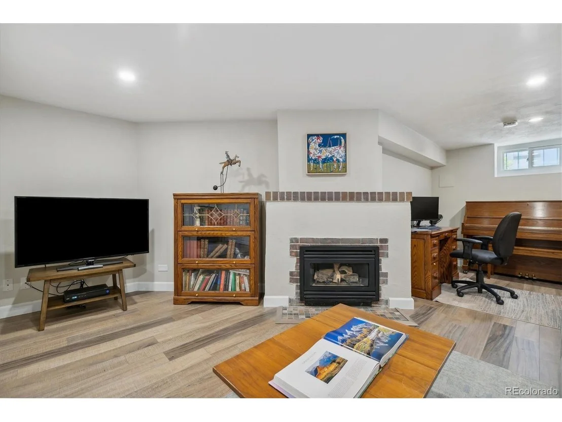 Photo of 651 Elm St