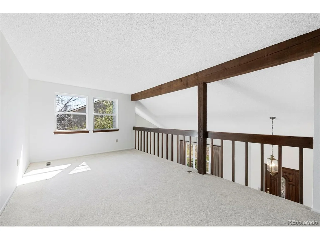 Photo of 8797 Iris St