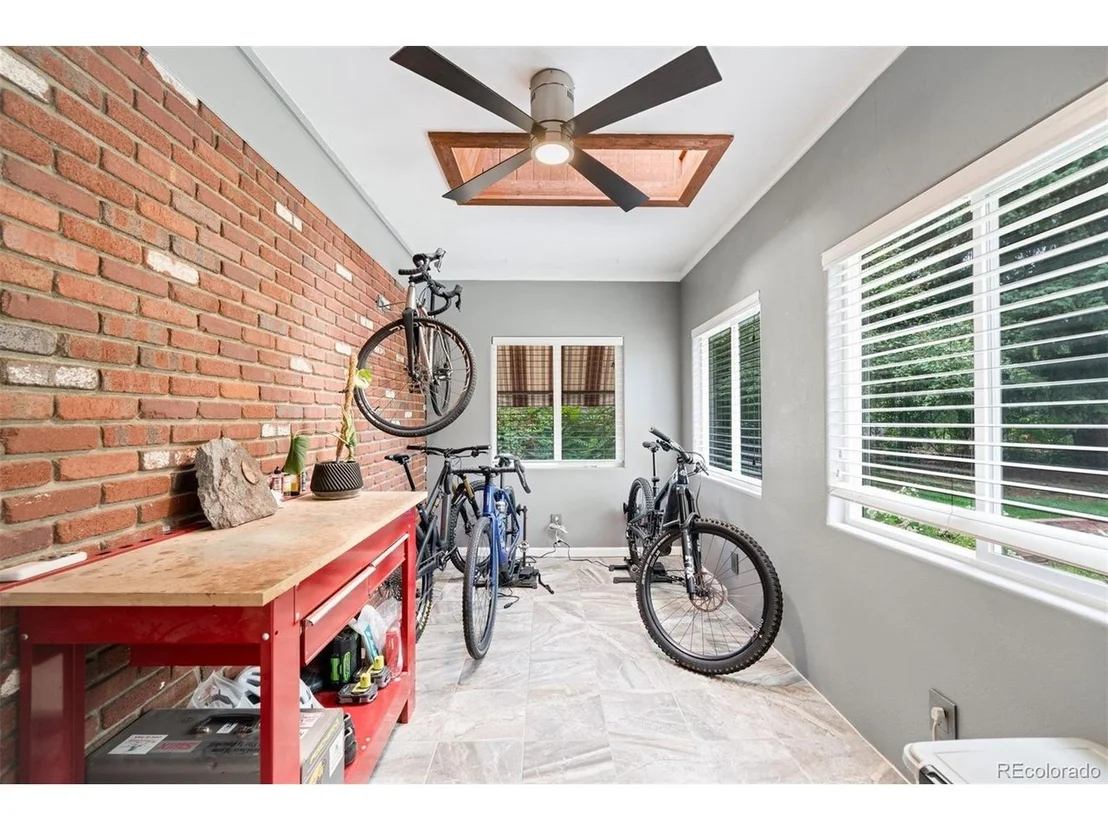 Photo of 5 Circle Dr
