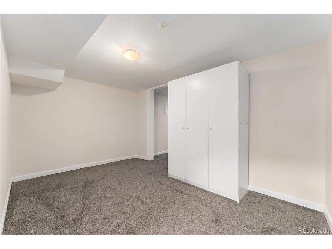 Photo of 1263 Elm St