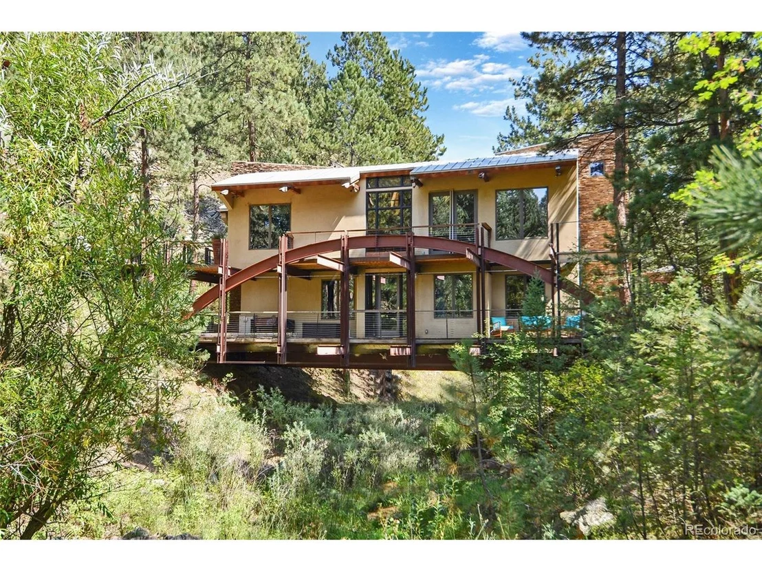 Photo of 3074 High Rd