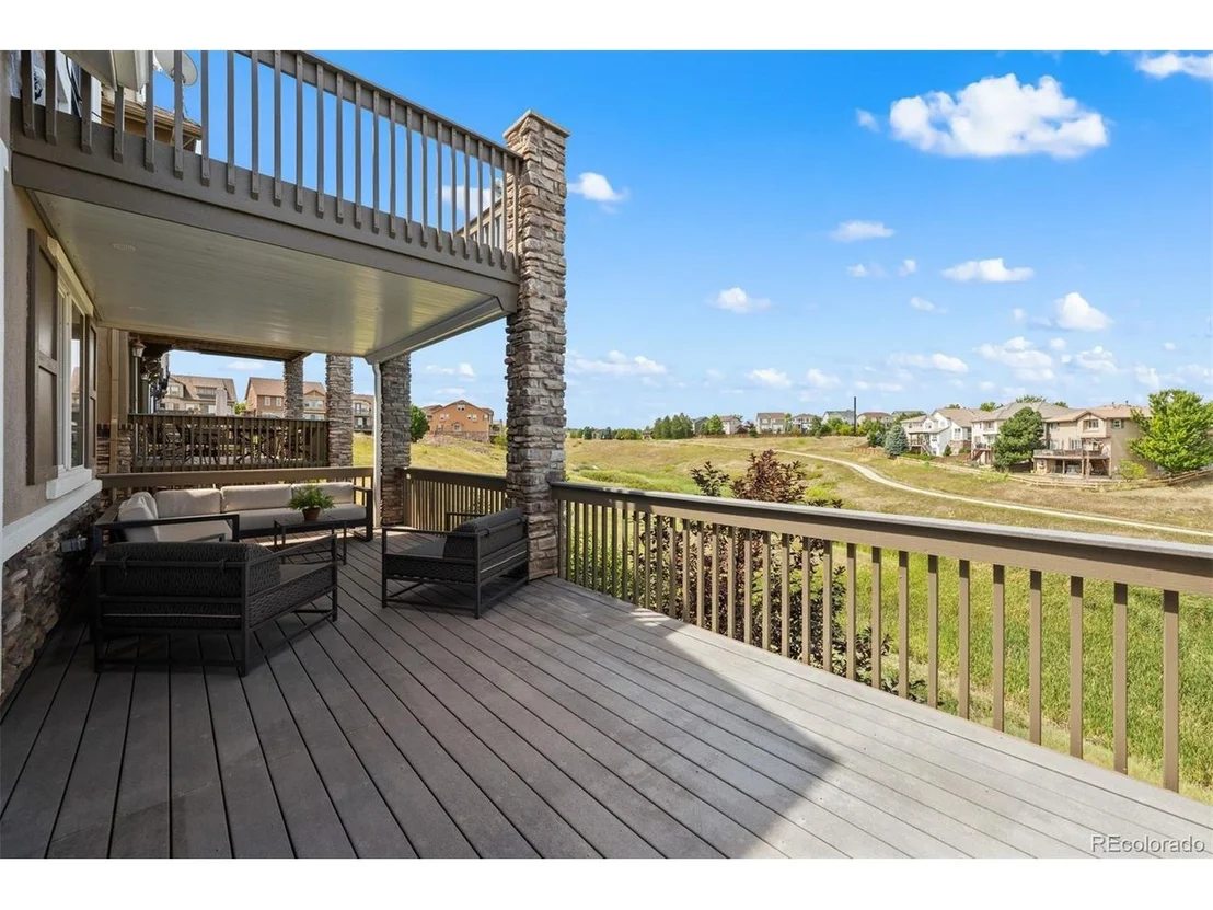 Photo of 10876 Valleybrook Cir