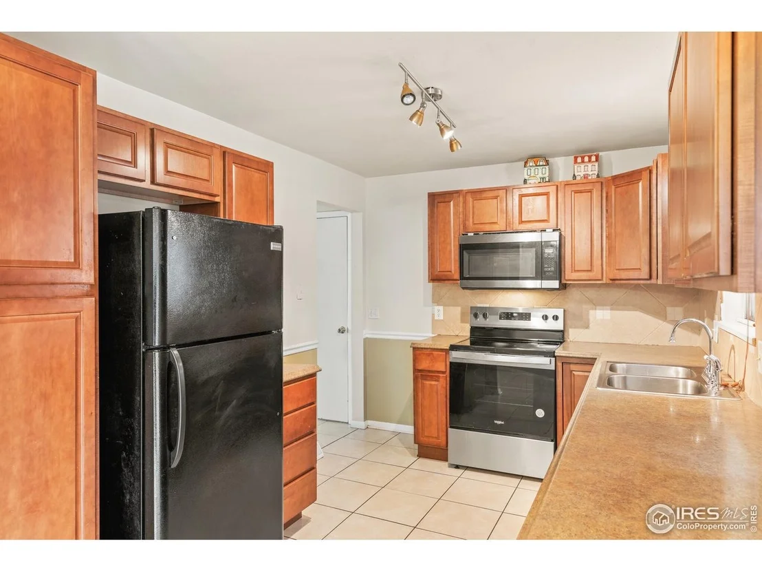 Photo of 525 36th Ave Ct