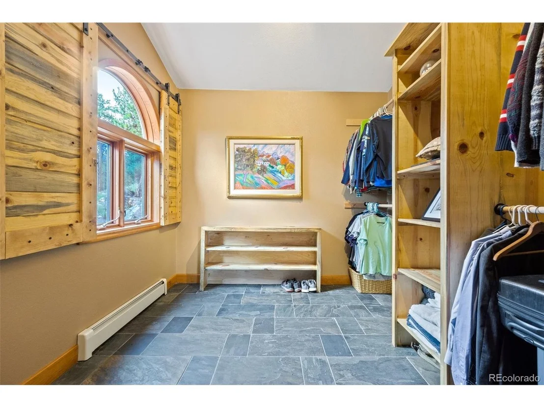 Photo of 16 Auk Ln