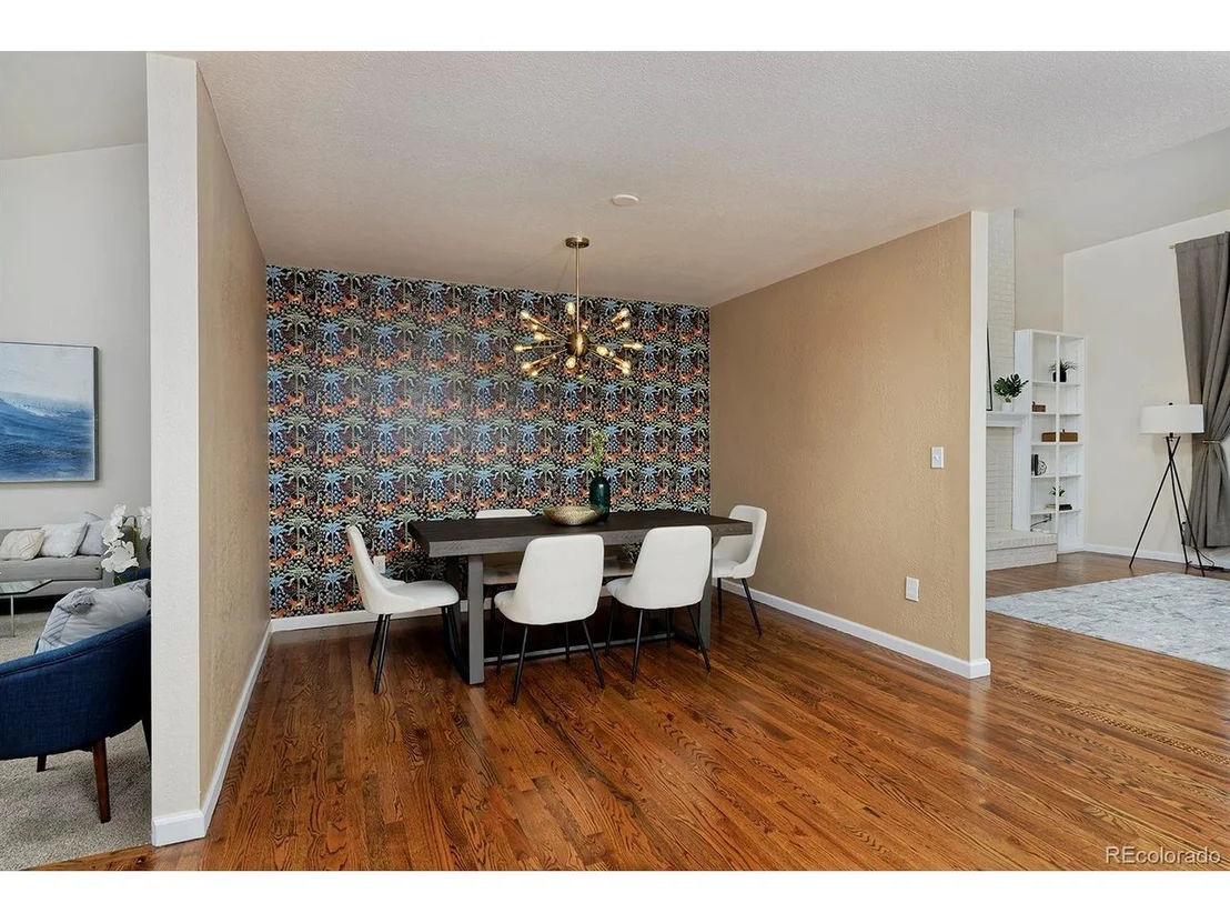 Photo of 1175 Oakhurst Dr