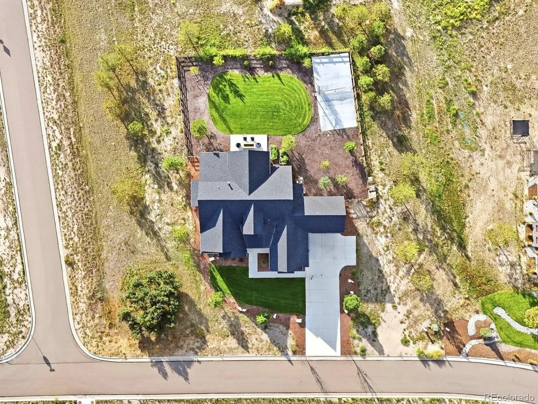 Photo of 1675 Arrowpoint Ct