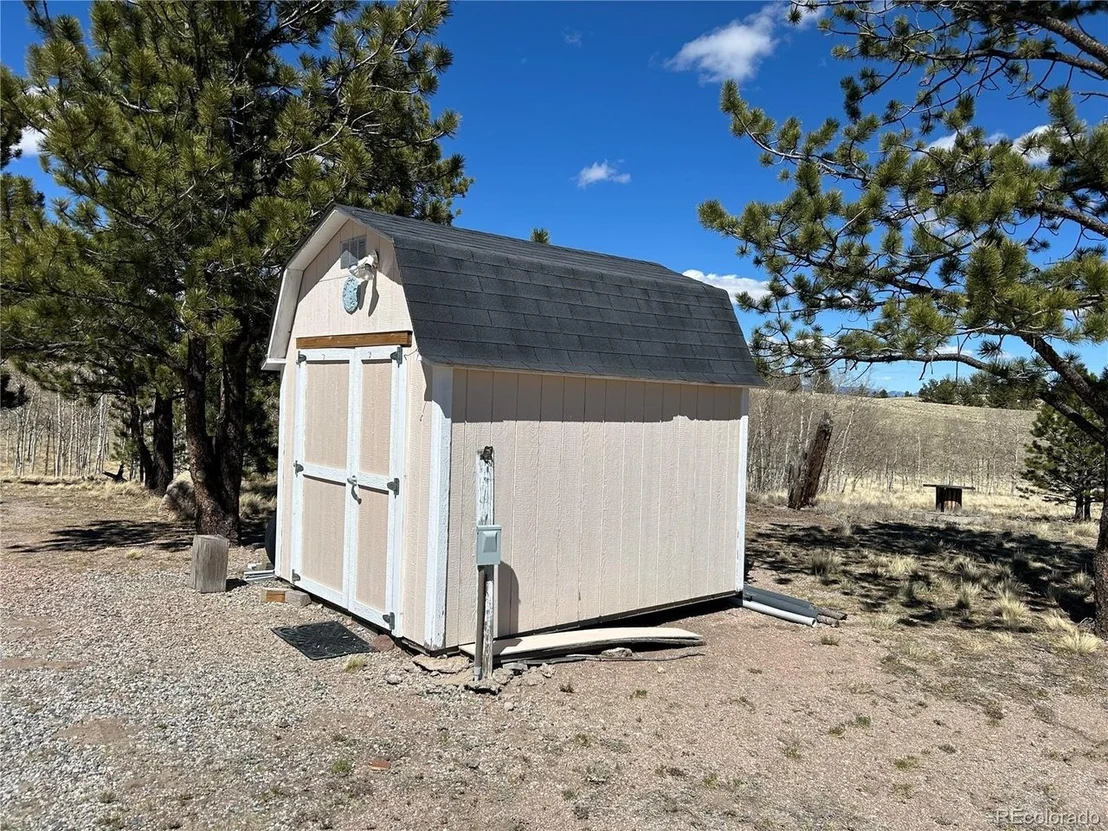 Photo of 51 Singletree Ln