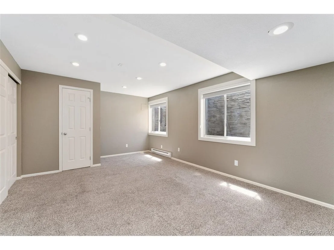 Photo of 12814 Forest Cir