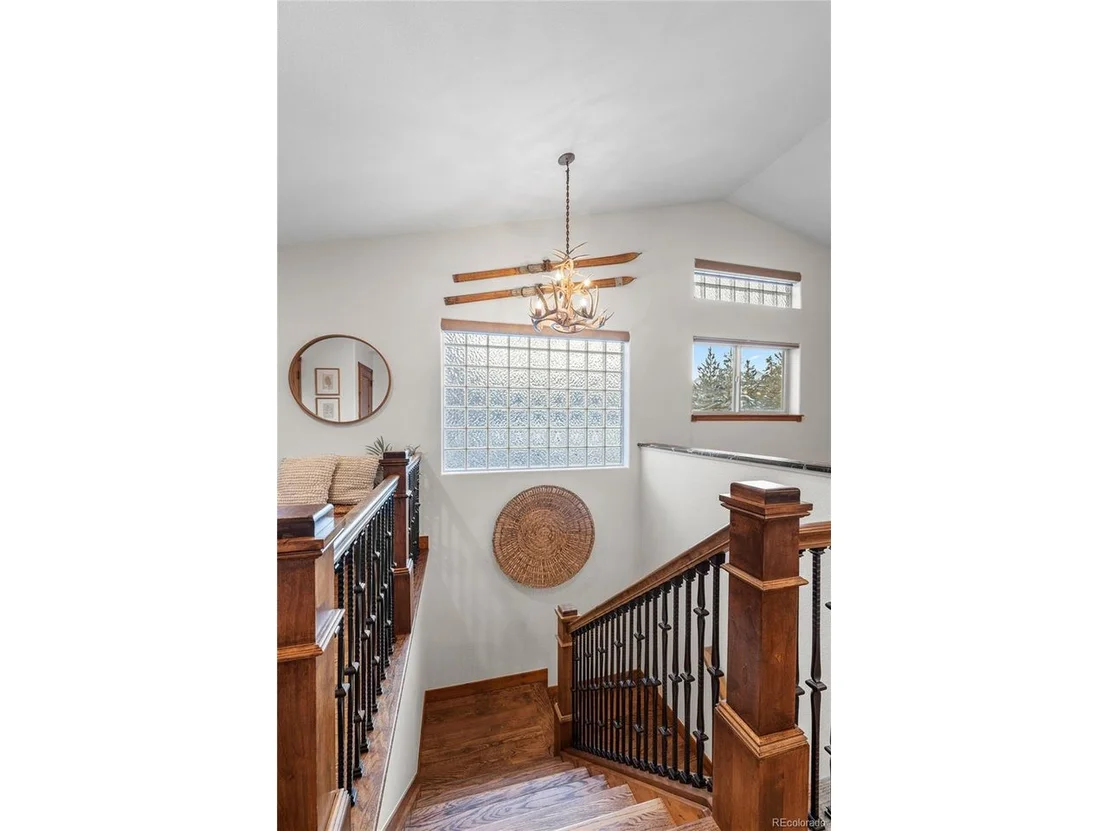 Photo of 83 Lookout Ridge Dr