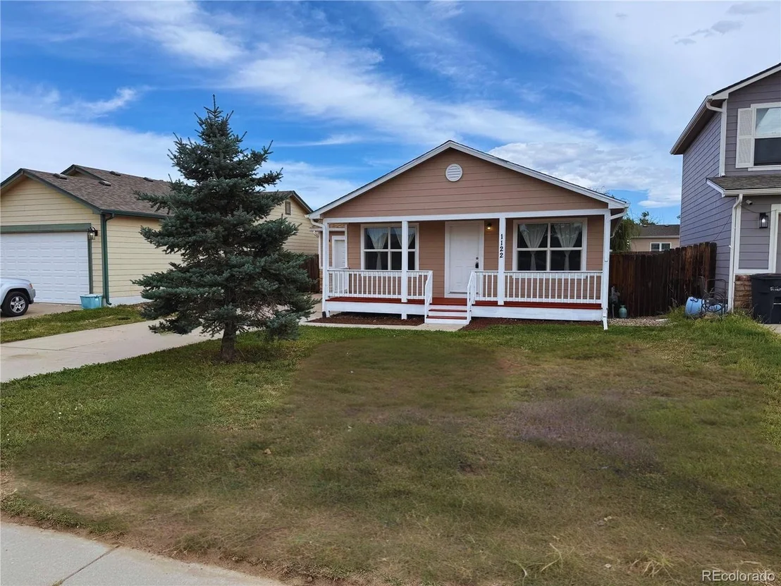 Photo of 1122 4th Ave