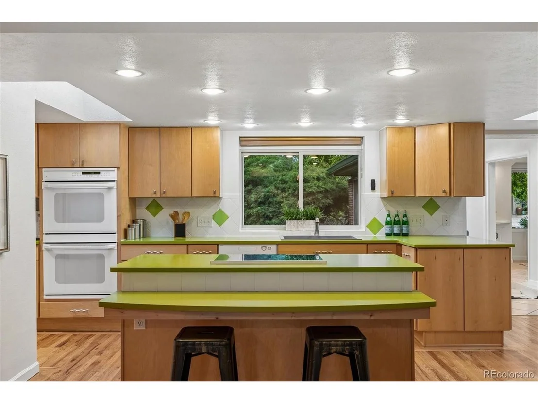 Photo of 4070 Field Dr