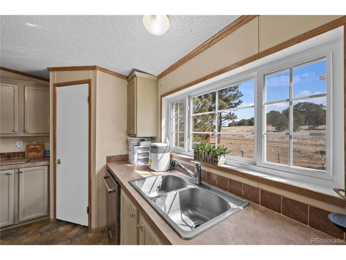 Photo of 28 Pinon Ln