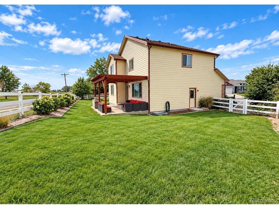 Photo of 360 Linden Oaks Dr